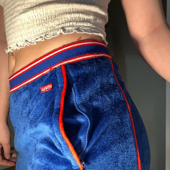 Levi’s Sport Joggers with Zipper Ankles size S Men’s - Picture 5 of 9